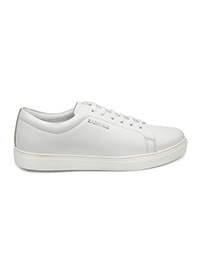 White Plain Classic Sneaker main shoe image